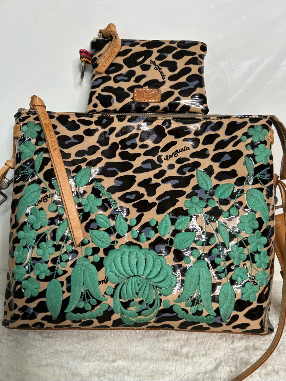 CONSUELA BETTIE DOWNTOWN CROSSBODY + BLUE JAG POUCH